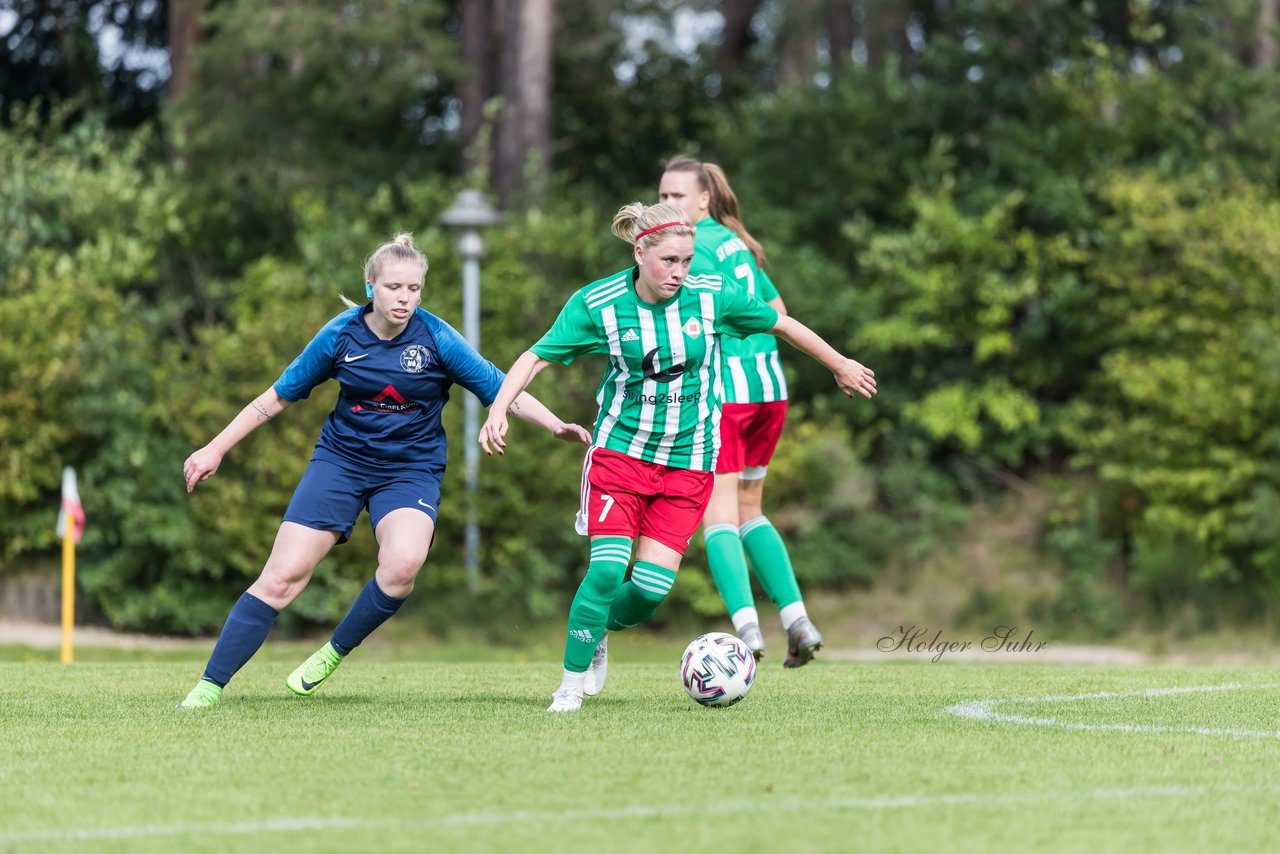 Bild 327 - F SV Boostedt - SV Fortuna St. Juergen : Ergebnis: 2:1